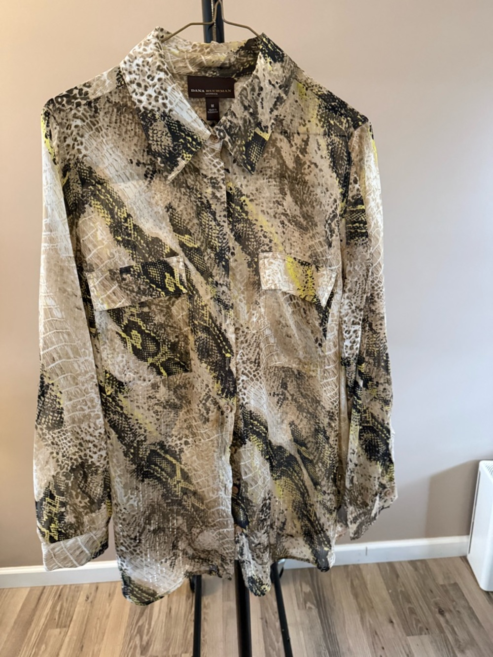 Dana Buchman women’s  Sleeve Snake Print Shirt - Neutral with Yellow Accents